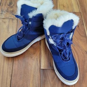 Journee Collection Slope Boots